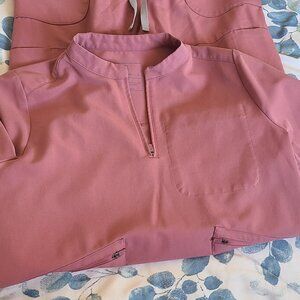 Figs lot. Size small. Gently used. 13 sets PLUS 2 jumpsuits. Over $1300 of gear.